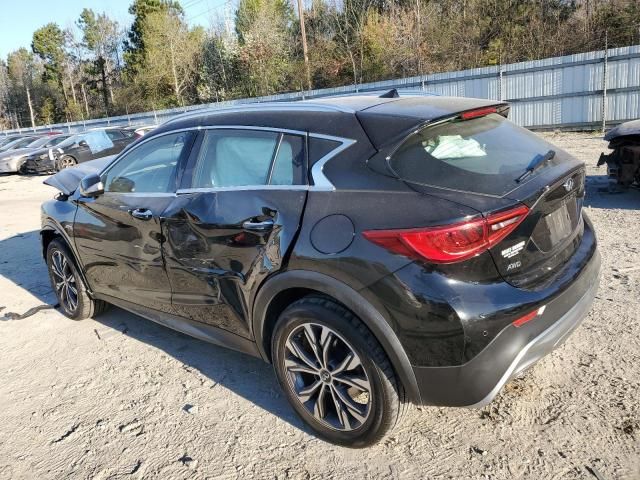 2017 Infiniti QX30 Base