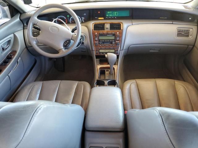 2000 Toyota Avalon XL