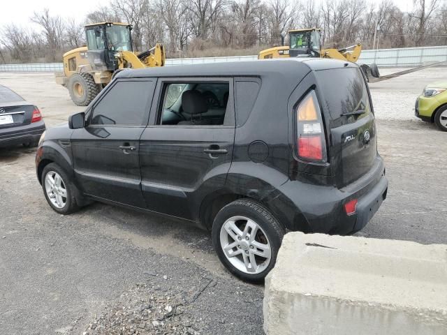 2011 KIA Soul +