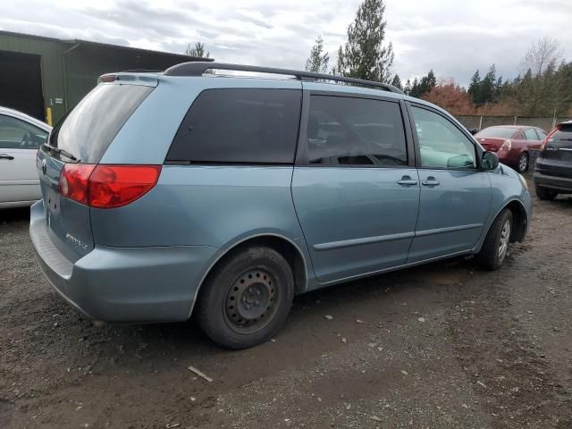 2009 Toyota Sienna CE