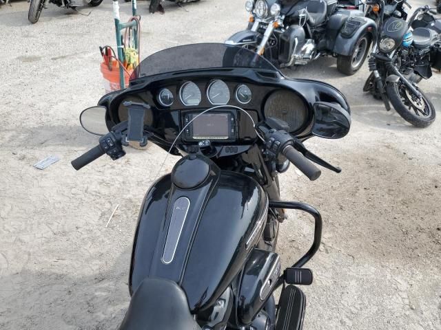 2018 Harley-Davidson Flhxs Street Glide Special