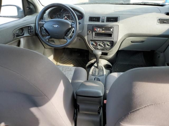 2005 Ford Focus ZX4