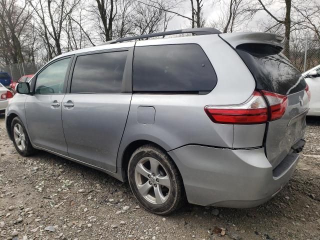 2015 Toyota Sienna LE