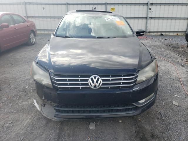 2014 Volkswagen Passat SEL