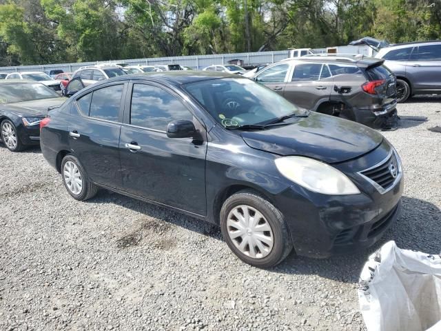 2013 Nissan Versa S