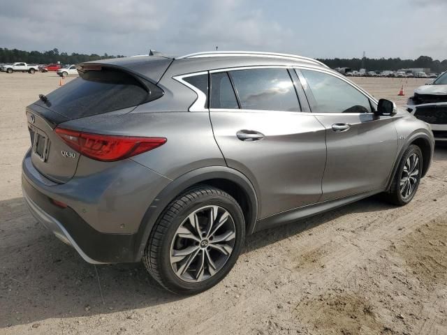 2017 Infiniti QX30 Base