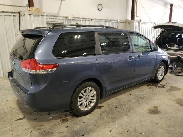 2014 Toyota Sienna XLE