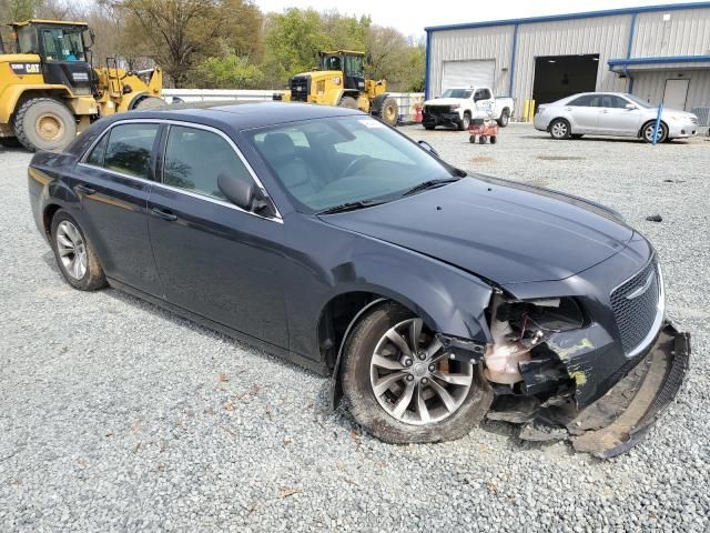 2016 Chrysler 300 Limited