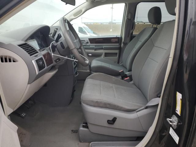 2010 Chrysler Town & Country Touring