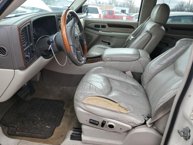 2004 Cadillac Escalade Luxury