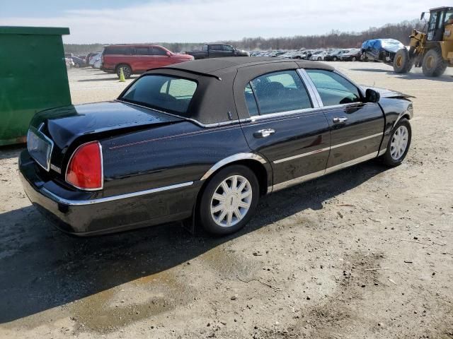 2007 Lincoln Town Car Signature Limited