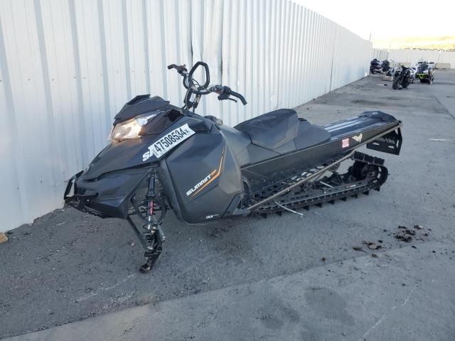 2014 Skidoo Summit X 8