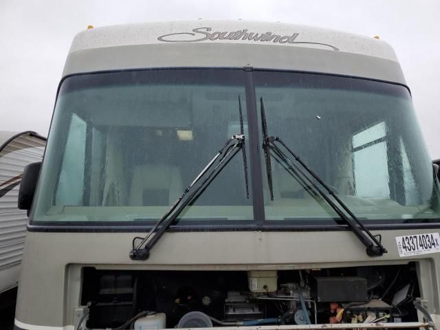 2004 Fleetwood 2004 Workhorse Custom Chassis Motorhome Chassis W2