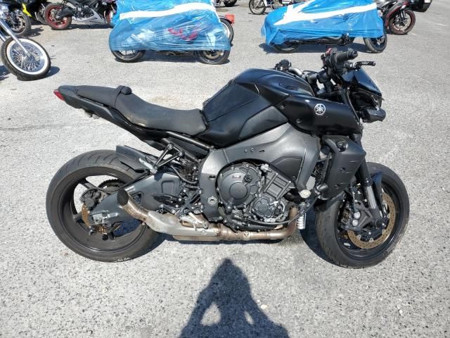 2022 Yamaha MTN1000