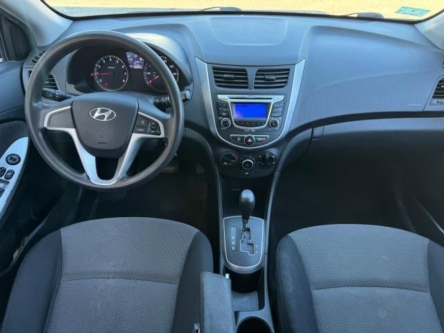 2012 Hyundai Accent GLS