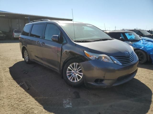 2011 Toyota Sienna XLE