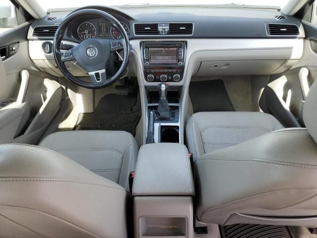 2012 Volkswagen Passat SE