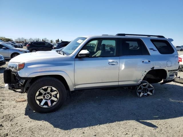 2023 Toyota 4runner SE