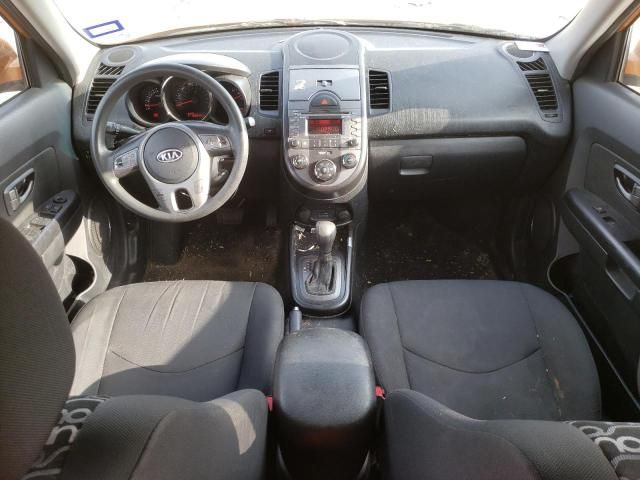 2011 KIA Soul +