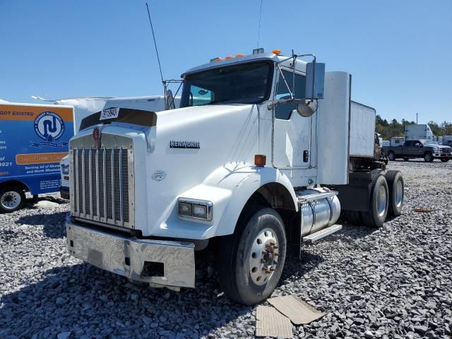 2009 Kenworth Construction T800