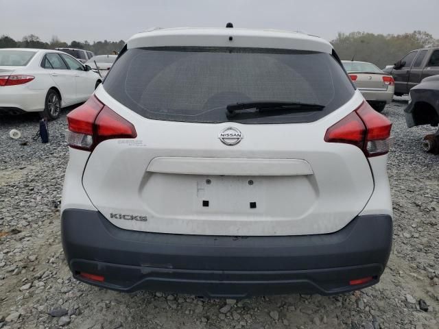 2019 Nissan Kicks S