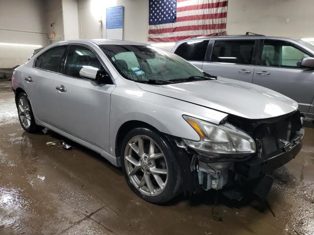 2010 Nissan Maxima S