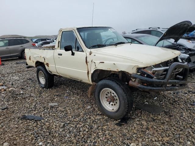 1984 Toyota Pickup RN60 SR5