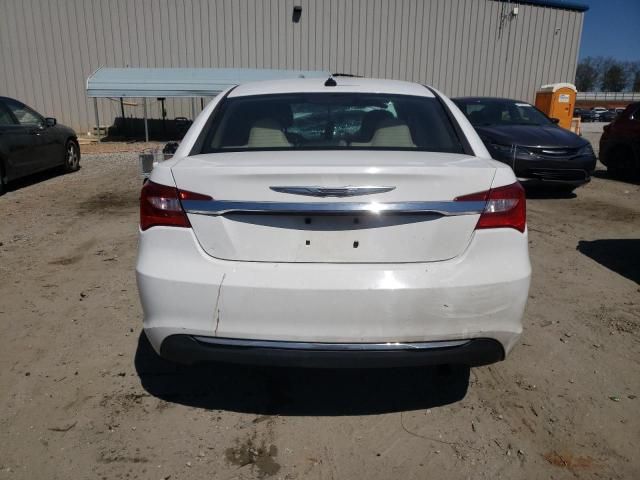 2014 Chrysler 200 Touring