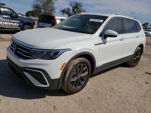 2022 Volkswagen Tiguan SE