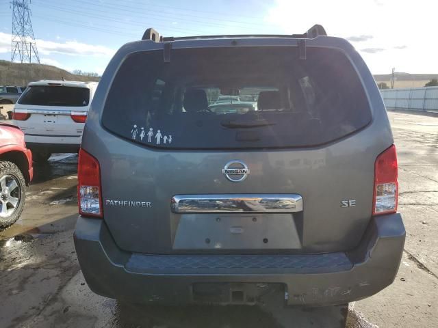 2006 Nissan Pathfinder LE