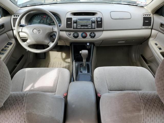 2004 Toyota Camry LE