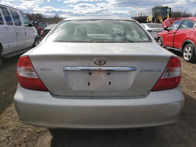 2004 Toyota Camry LE