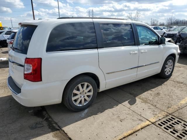 2013 Chrysler Town & Country Touring