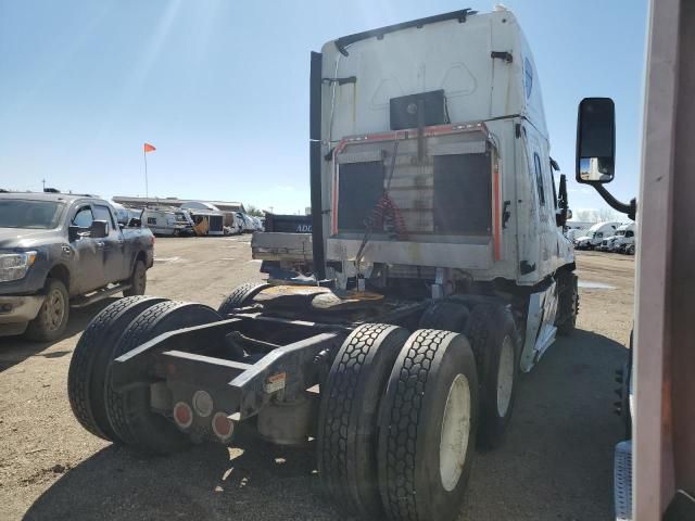 2019 Freightliner Cascadia 125