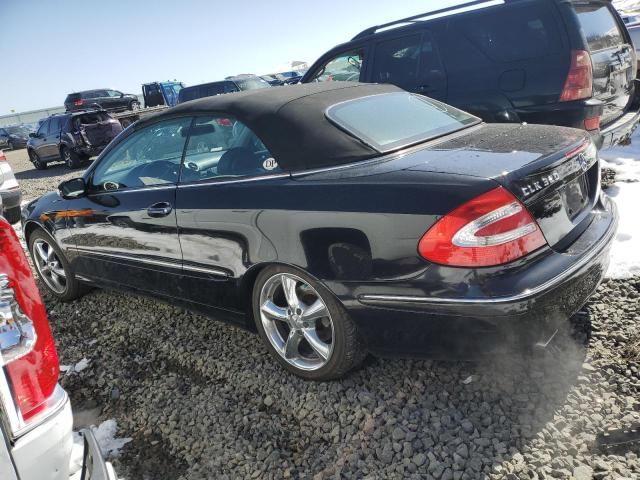 2005 Mercedes-Benz CLK 320