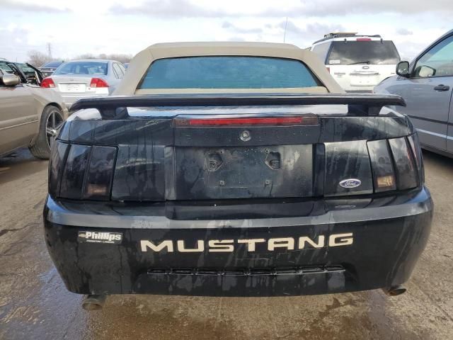 2004 Ford Mustang