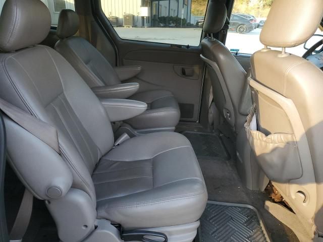 2003 Chrysler Town & Country LXI