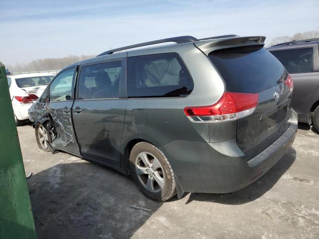 2014 Toyota Sienna LE