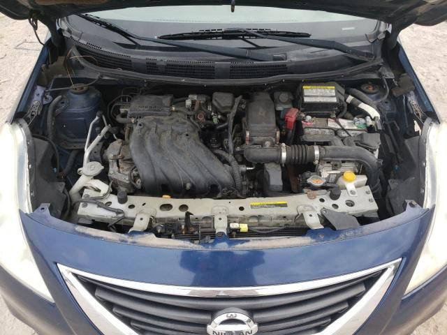 2013 Nissan Versa S