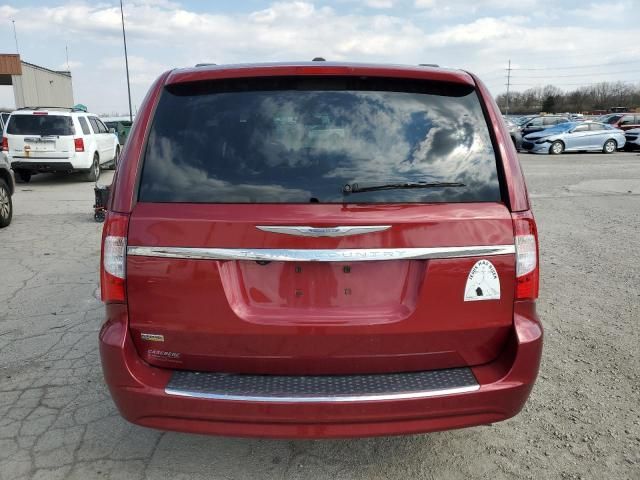 2014 Chrysler Town & Country Touring