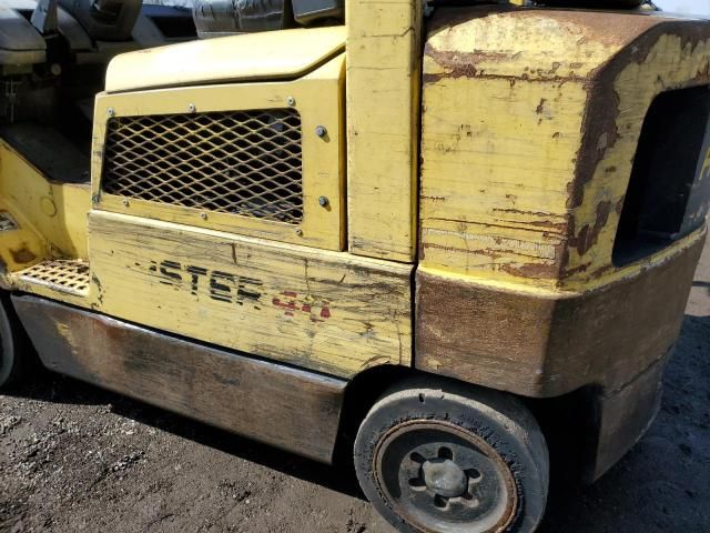 2004 Hyster Forklift