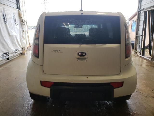 2011 KIA Soul +