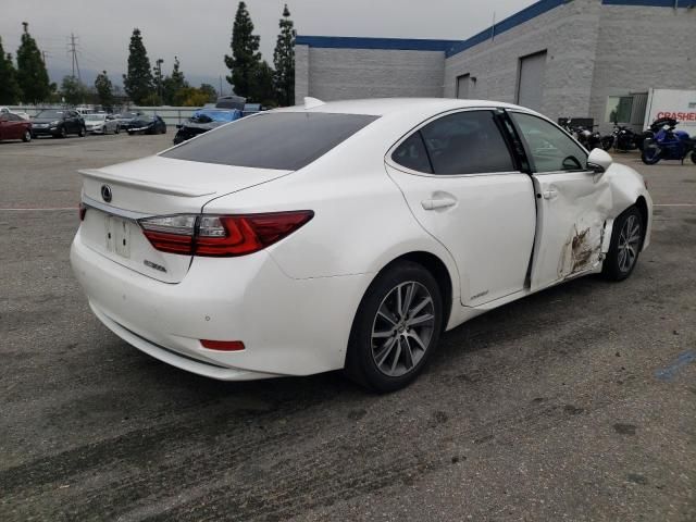 2017 Lexus ES 300H