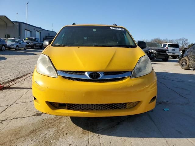 2010 Toyota Sienna CE