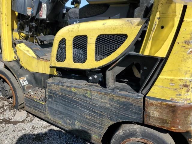 2010 Hyster Fork Lift