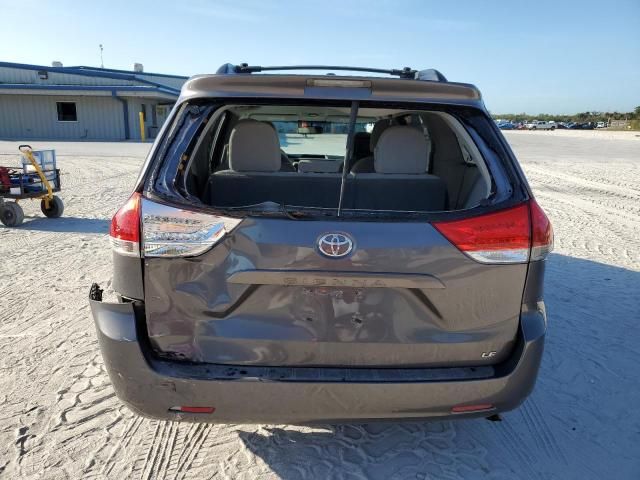 2011 Toyota Sienna LE