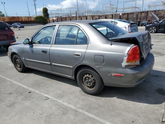 2004 Hyundai Accent GL