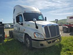 Salvage trucks for sale at Martinez, CA auction: 2016 Freightliner Cascadia 125