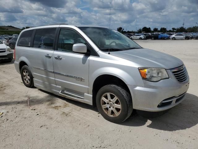 2011 Chrysler Town & Country Touring