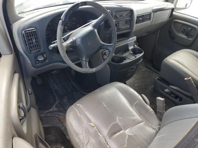 2000 Chevrolet Express G2500